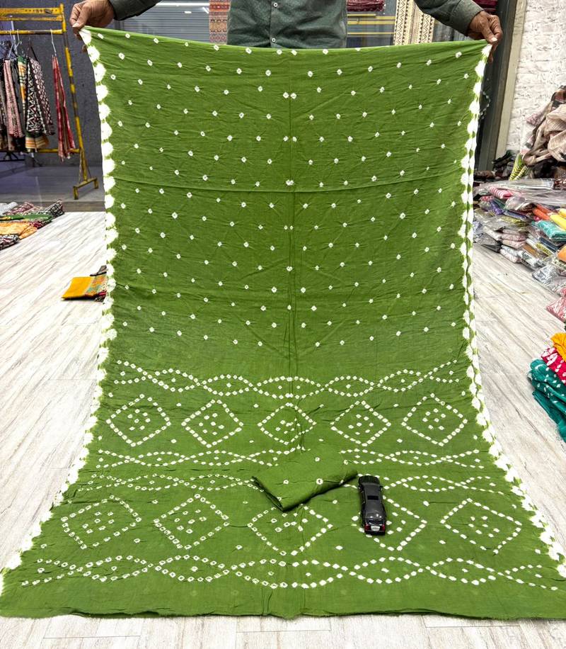 Handmade bandhani pure cotton saree