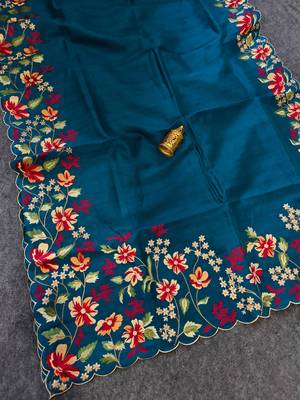Teal matka silk saree with heavy floral embroidery border with running blouse 5