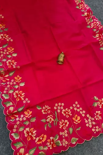 Red matka silk saree with heavy floral embroidery border with running blouse