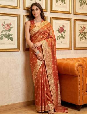 red tissue silk blend saree for women wedding festive party ethnic wear 2