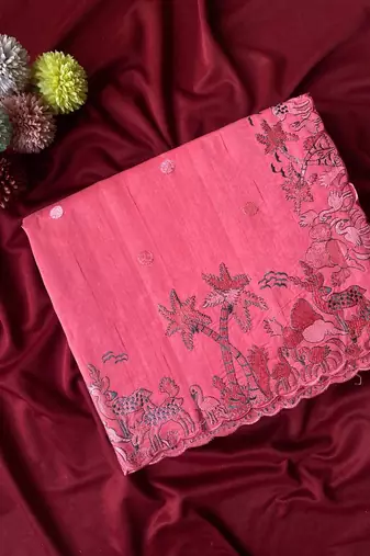 Pink matka silk saree  with heavy floral embroidery border with running blouse