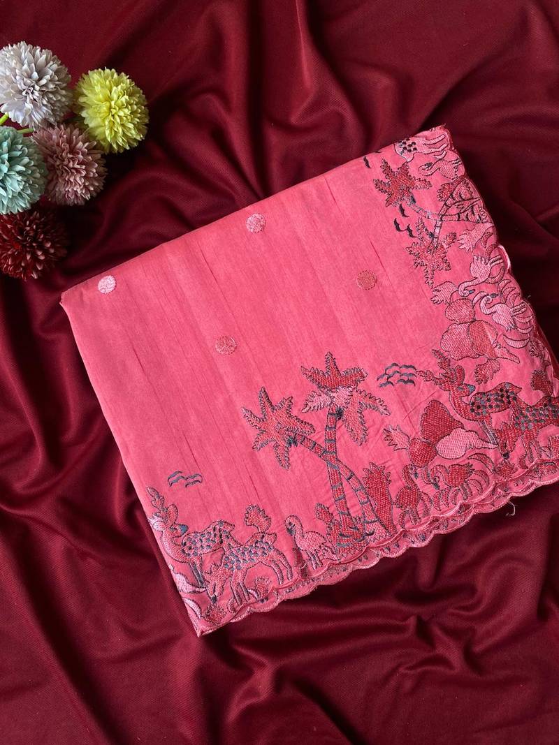 Pink matka silk saree  with heavy floral embroidery border with running blouse