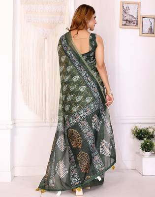Green printed art silk designer pallu saree 3