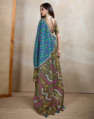 Teal printed art silk designer pallu saree 3
