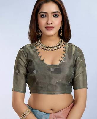 Light peach printed art silk designer pallu saree 5