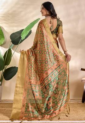 Green printed art silk designer pallu saree 3