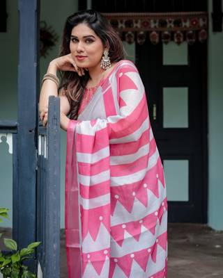 Grey printed art silk designer pallu saree 5