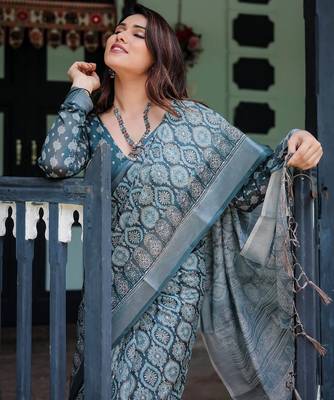 Teal printed art silk designer pallu saree 5
