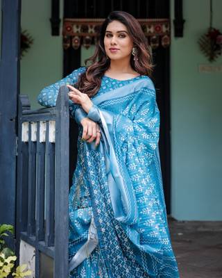 Sky blue printed art silk designer pallu saree 5