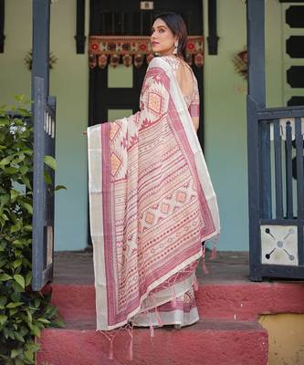 Cream printed art silk designer pallu saree 3