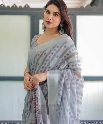 Grey printed art silk designer pallu saree 4