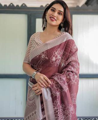 Maroon printed art silk designer pallu saree 4