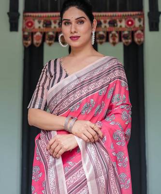 Black printed art silk designer pallu saree 5