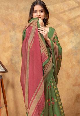 Green printed art silk designer pallu saree 4