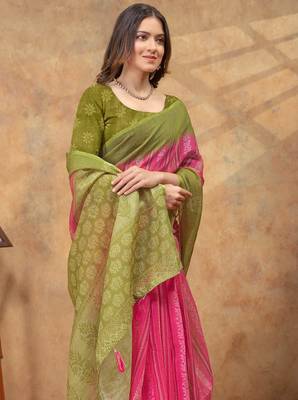Pink printed art silk designer pallu saree 4