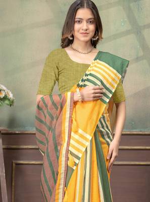 Yellow printed art silk designer pallu saree 4