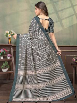 Cream printed art silk designer pallu saree 3