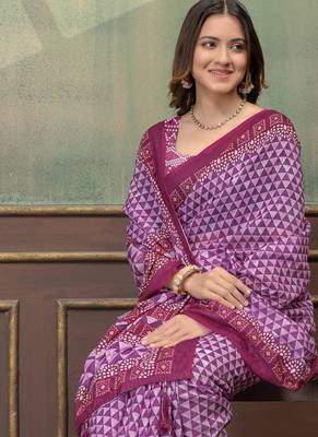 Purple printed art silk designer pallu saree 4
