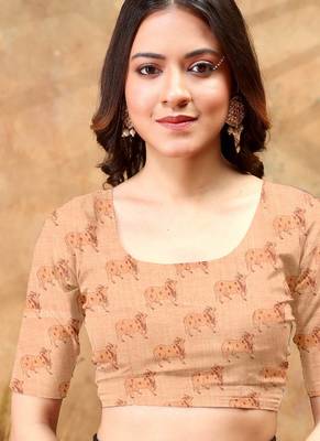 Peach printed art silk designer pallu saree 5