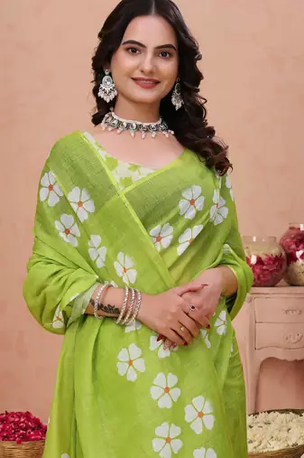 Parrot green printed art silk designer pallu saree