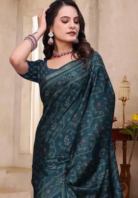 Green printed art silk designer pallu saree 4