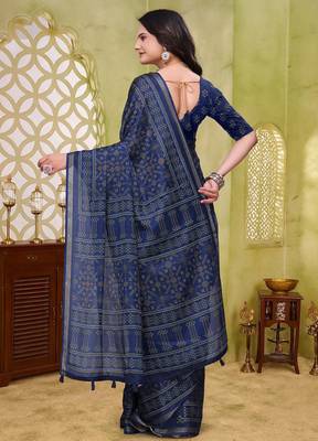 Navy blue printed art silk designer pallu saree 3