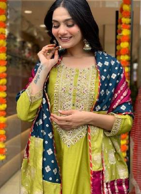 Lemon viscose chanderi sequin round neck kurta set with royal jacquard silk dupatta 4