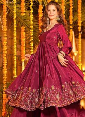 Pink designer heavy natural crep silk sequins embroidered work readymade suit 2