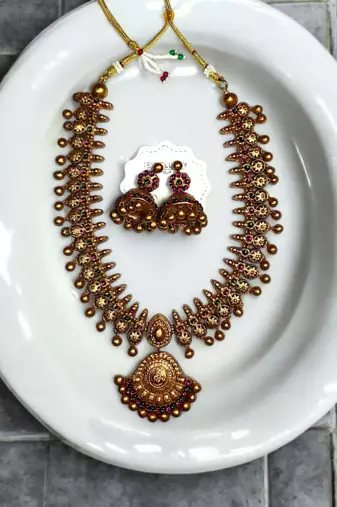 jewellery handmade temple gold set with earrings