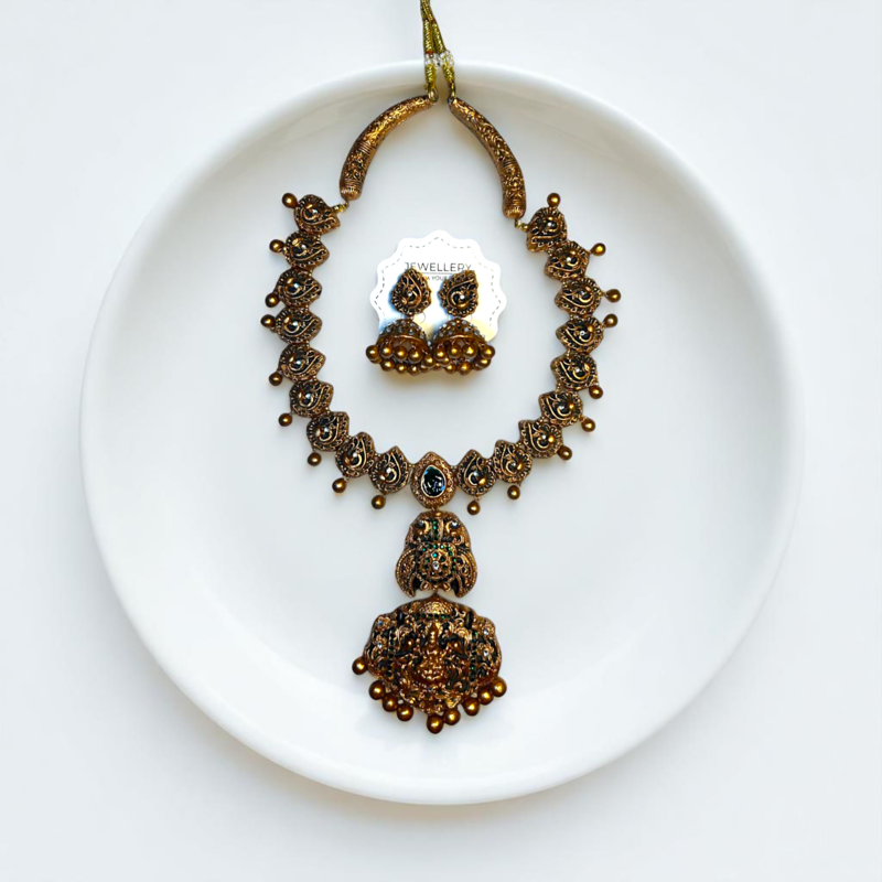 necklace and earring handcrafted temple jewelry set