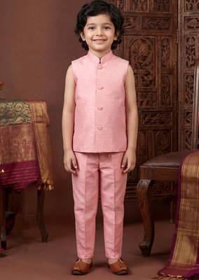 Boys blush pink cotton silk geometric embroidered sherwani set with jacket & necklace 5
