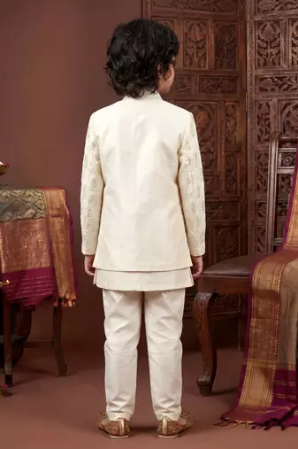Boys off white cotton silk geometric embroidered sherwani set with jacket & necklace