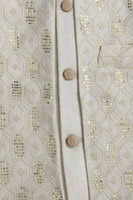 Boys off white cotton silk geometric embroidered sherwani set with jacket & necklace 3