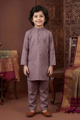 Boys mauve satin embroidered kurta pant set with waistcoat & necklace 5