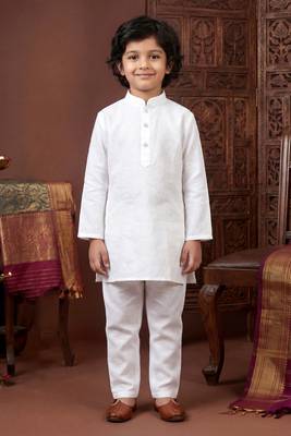 Boys white satin embroidered kurta pant set with waistcoat & necklace 5