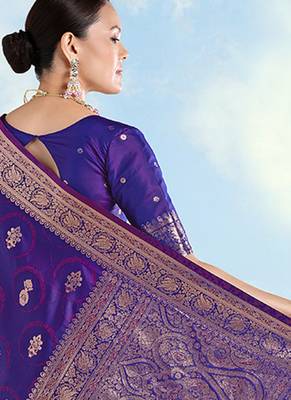 Purple banarasi silk blend zari woven saree with dupatta 5