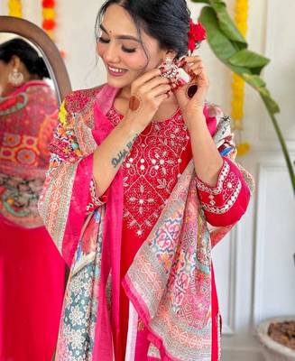 Trading red festival kurati pent with dupatta set 3