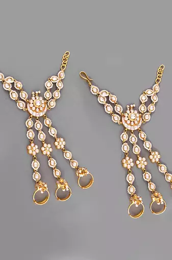 Gold plated kundan hathphool