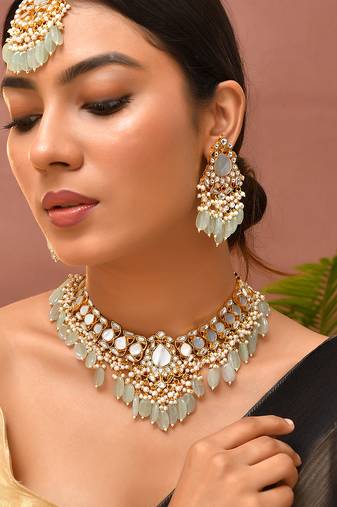 Gold plated kundan green stones necklace set