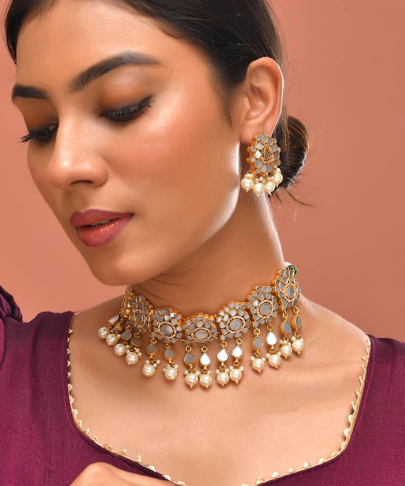 Gold plated kundan choker set