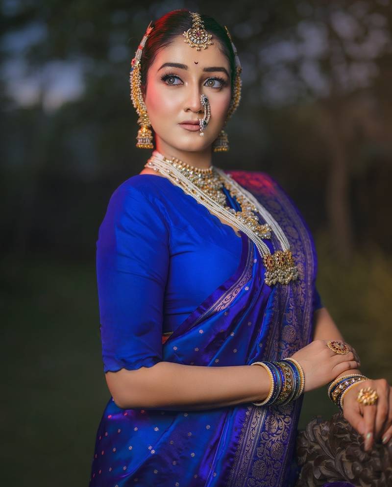 Royal blue silk blend banarasi saree with unstitched blouse piece