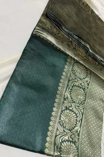 Green silk blend banarasi saree with unstitched blouse piece