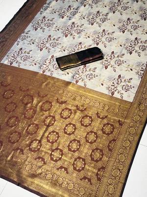 Banarasi Soft Silk Maroon & Gold Zari Woven Saree With blouse Set 4