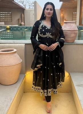 Black embroidery vichitra silk blend anarkali suit set 1