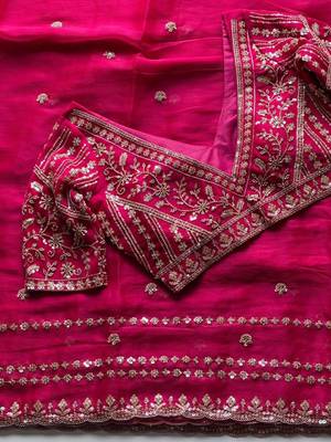 Rani Pink Color  jari Dori Thread Embroidery Work  Velvet Saree 4