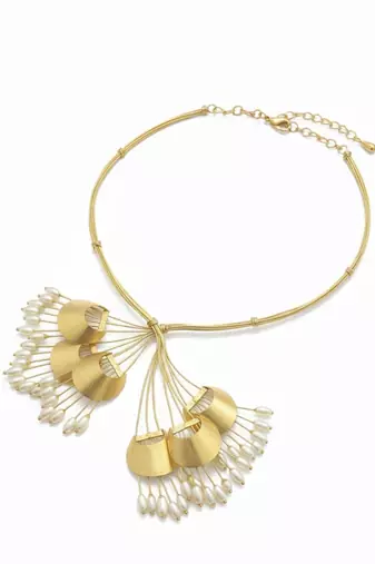 Gold pearl bouquet necklace
