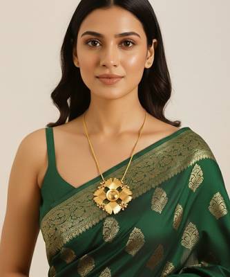 Gold blossom chain 1