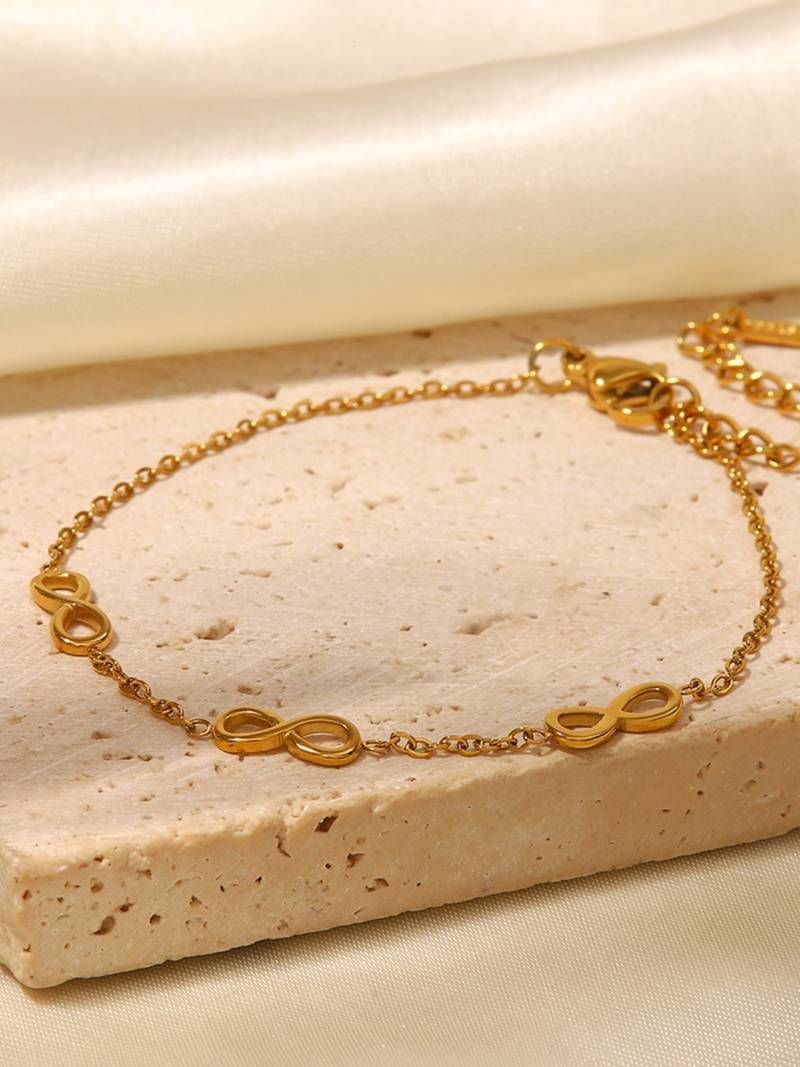 Infinite bracelet