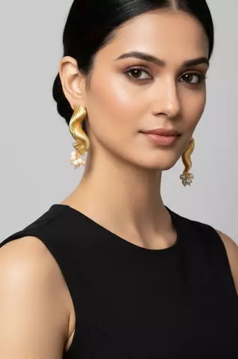 Golden bouquet earrings