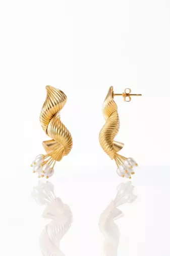 Golden bouquet earrings